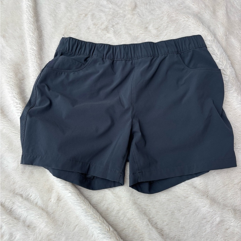 Women's slate shorts